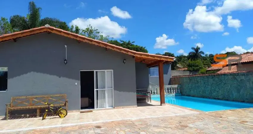 Chácara à venda - itatiba - condomínio fechado - 2d 1s - piscina r$ 900 mil.