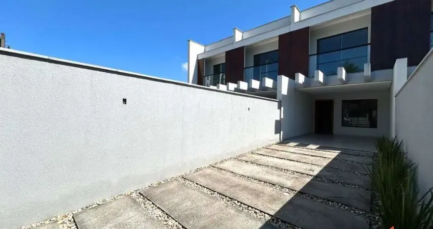 Casa com 3 quartos à venda na Rua Japão, 50, Boa Vista, Joinville