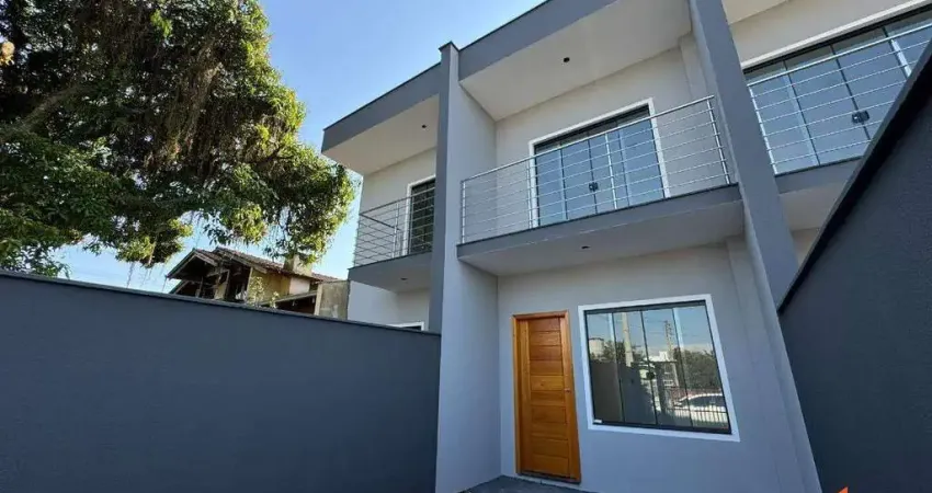 Casa com 3 quartos à venda na Rua Holanda, 41, Boa Vista, Joinville