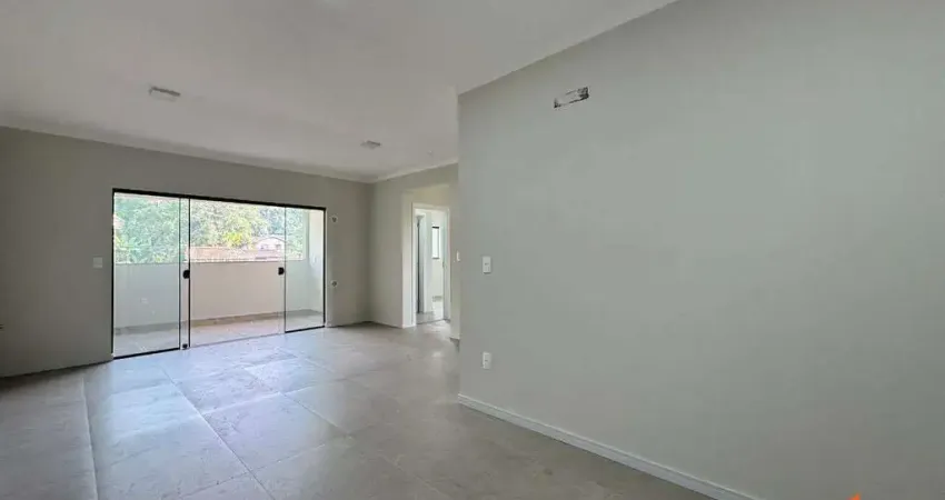 Apartamento com 03 dormitórios no Boa Vista Joinville