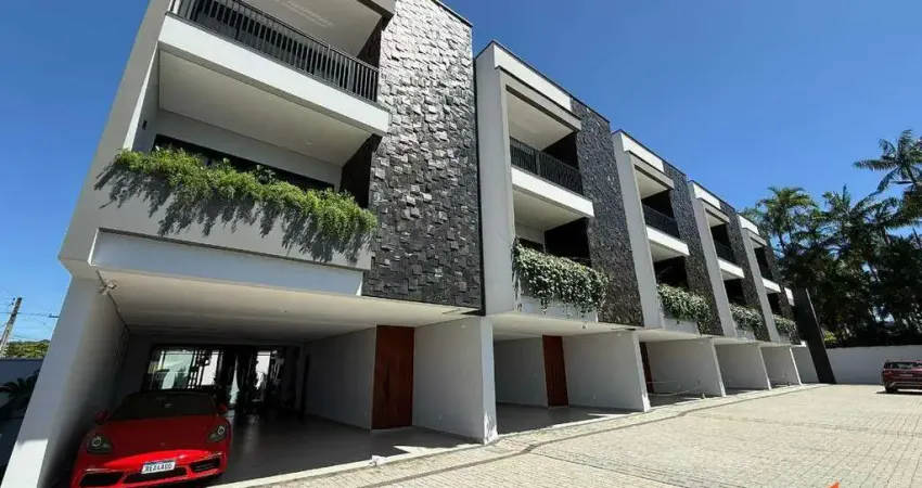 Casa com 3 quartos à venda na Rua dos Bandeirantes, 42, Glória, Joinville