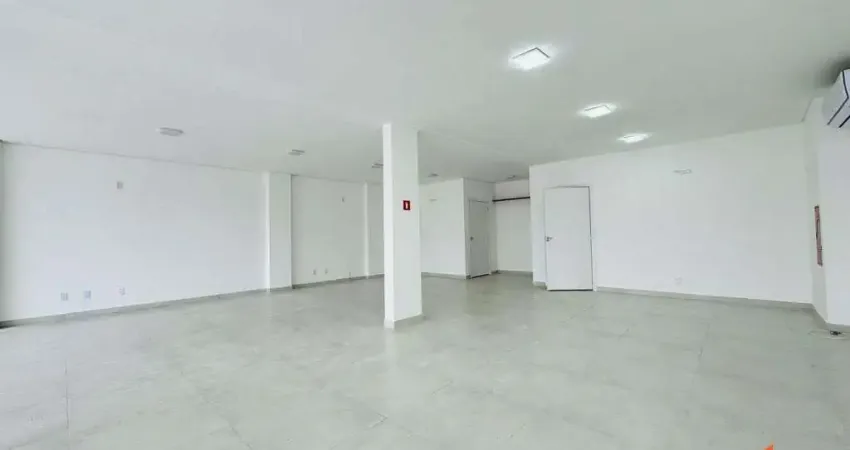 Sala comercial para alugar na Rua Florianópolis, 2615, Fátima, Joinville
