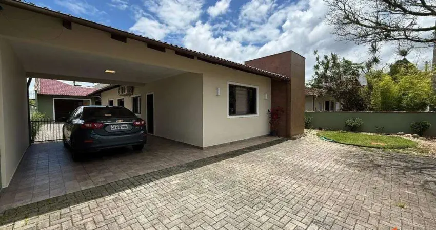Casa com 3 quartos à venda na Alberto Ponick, 65, Glória, Joinville