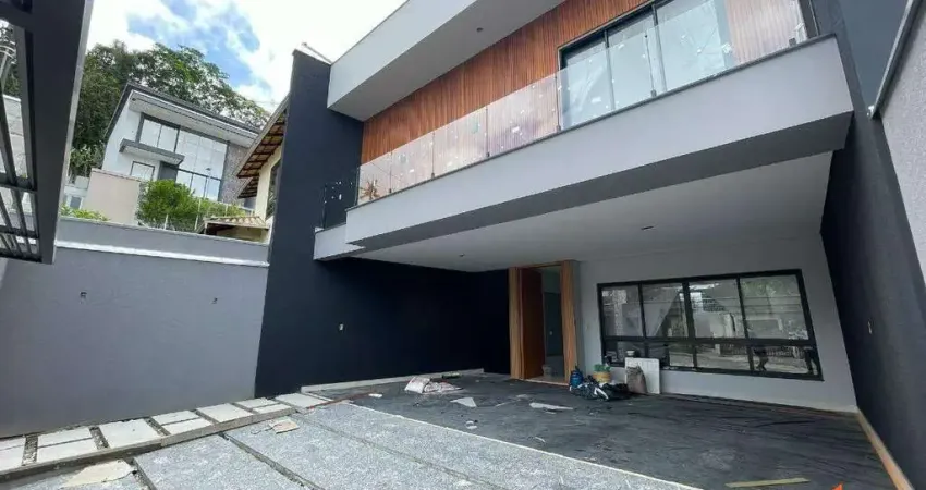 Casa com 3 quartos à venda na Rua Pelotas, 156, Glória, Joinville