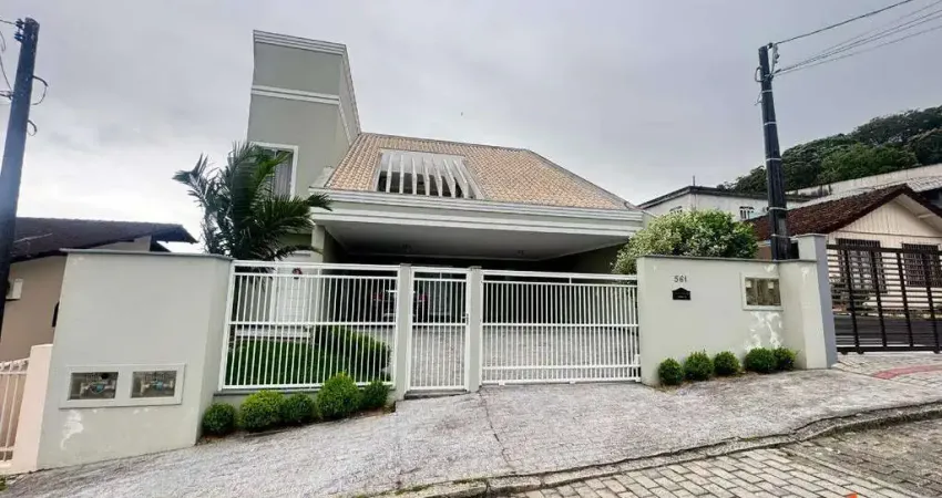 Casa com 11 quartos à venda na Rua Limeira, 561, Boa Vista, Joinville