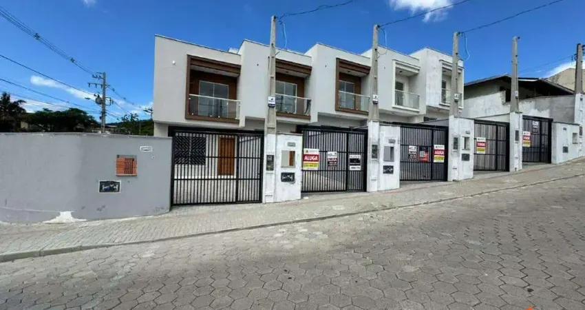 Casa com 2 quartos para alugar na Rua Eleotério Maia, 367, Guanabara, Joinville