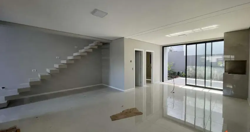 Casa com 3 quartos à venda na Rua Pelotas, 156, Glória, Joinville