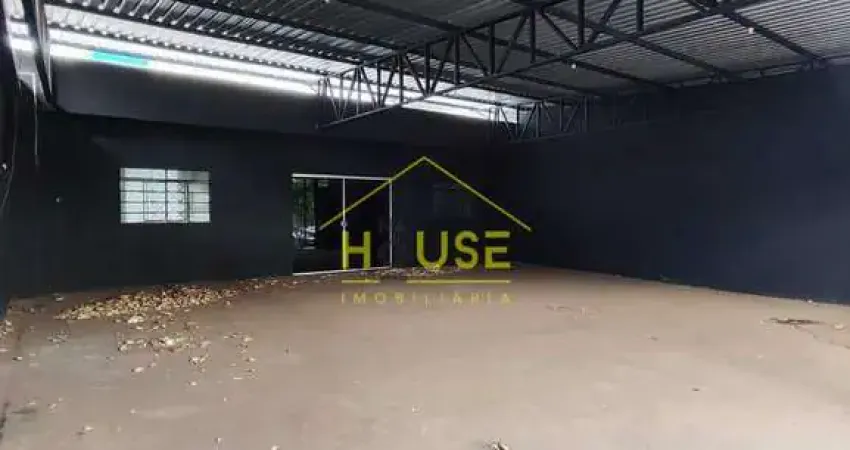 Garagem e salas para locação, amplo com várias salas em ponto estratégico e movimentado no patrimôn