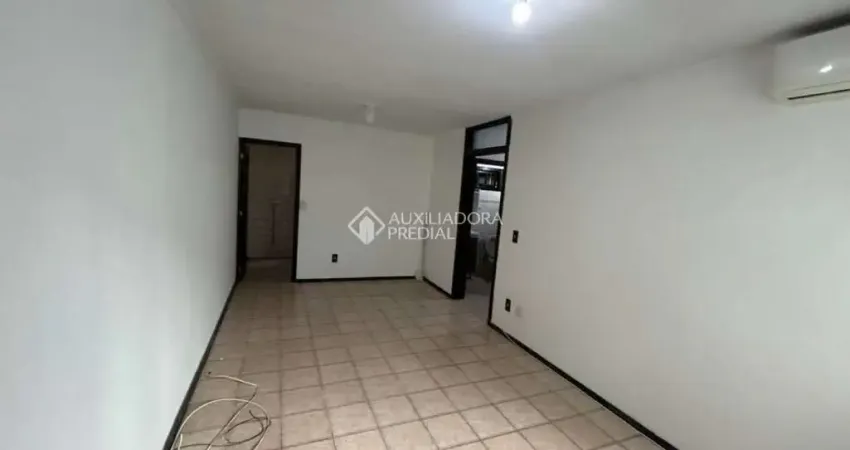 Apartamento com 2 quartos à venda na Rua Bento Gonçalves, 1244, São Sebastião, Esteio