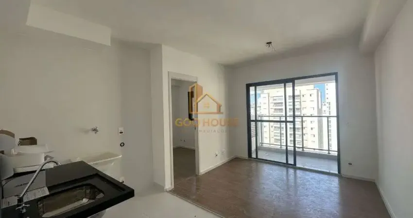 Studio vision colinas, com sacada e lazer completo, aceita permuta,