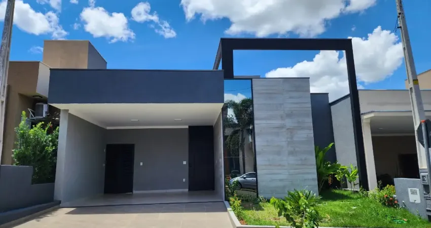 Casa no ideal life: máxima economia! fotovoltaica, pé direito duplo e 3 quartos c/ suíte.