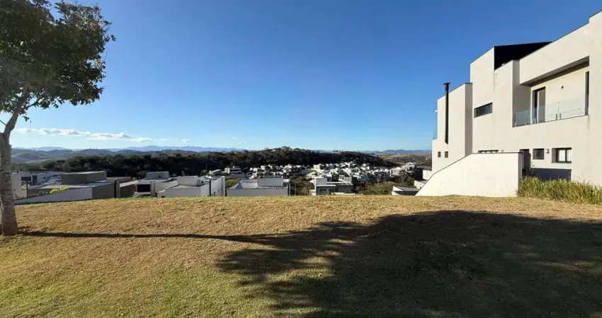 Terreno à venda na Rua Faisão Dourado, 152, Condomínio Residencial Alphaville II, São José dos Campos