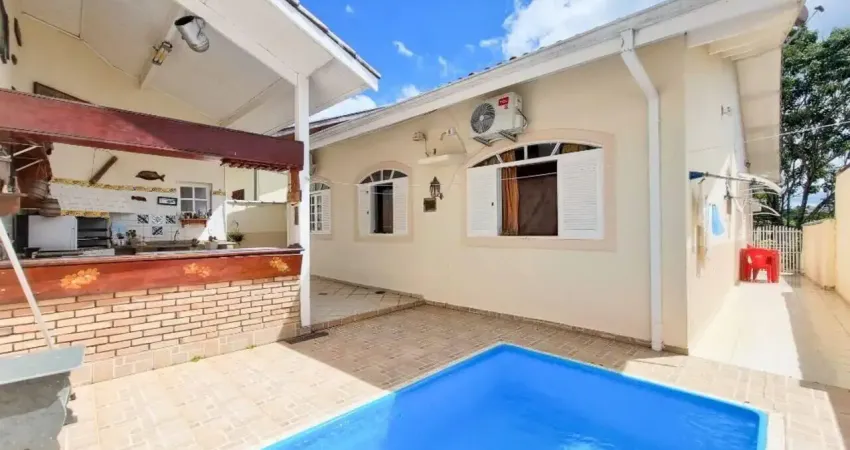 Casa com 4 dormitórios sendo 2 suítes, 185m² no altos da serra-urbanova