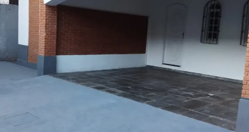 Casa térrea com 2 dormitórios sendo 1 suíte, 140m², reserva do bosque - sjc