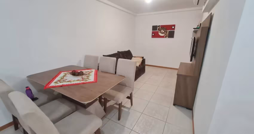 Apartamento mobiliado, em balneário piçarras a 200m da praia