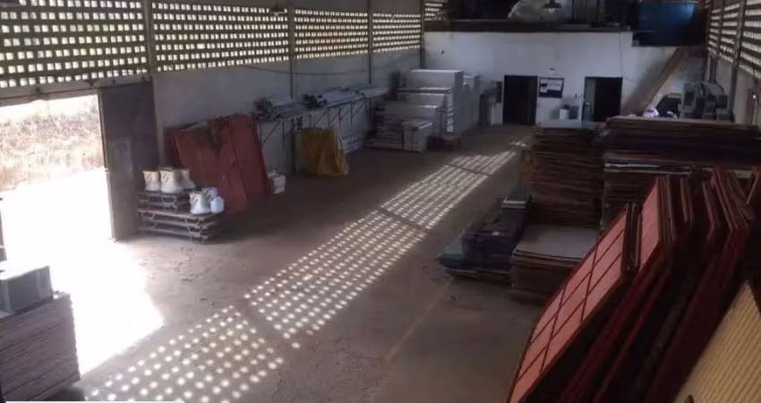 Barracão / Galpão / Depósito à venda no Centro, Simões Filho 