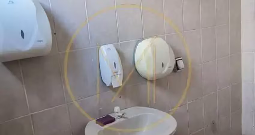 Sala comercial para alugar na Rua Neo Alves Martins, 595, Zona 03, Maringá