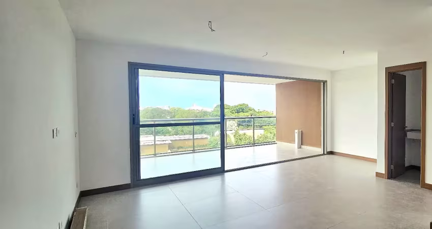 Maravilhoso apartamento com 154,50m2, 4 suites, varandão, nascente, andar alto, novo, horto florestal