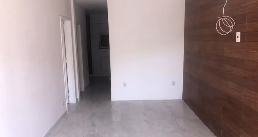 Casa estilo sobrado com  1 quarto + escritório para alugar na taquara