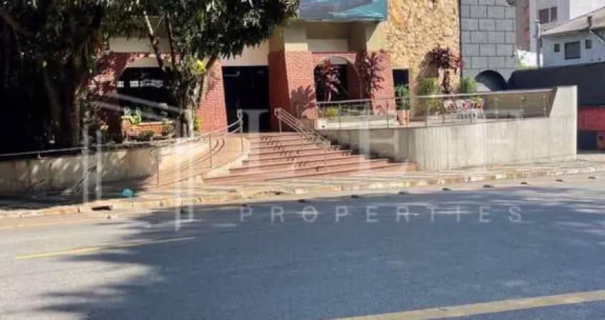 Casa comercial para alugar na Rua do Estilo Barroco, --, Chácara Santo Antônio, São Paulo