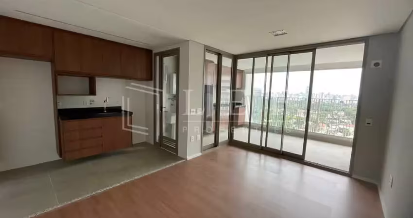 Apartamento com 2 quartos para alugar na Rua Capitão Prudente, --, Pinheiros, São Paulo