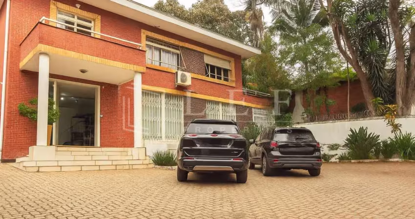 Casa comercial para alugar na Avenida São Valério, 173, Cidade Jardim, São Paulo