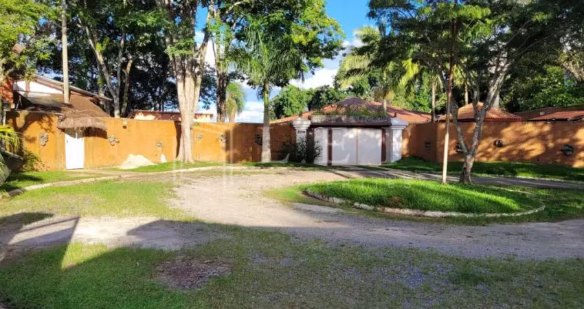 Chácara / sítio com 5 quartos à venda na R Alameda Salma, 70, Água Espraiada (Caucaia do Alto), Cotia
