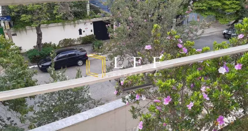 Casa com 4 quartos à venda na Rua Cássio Martins Vilaça, --, Pacaembu, São Paulo