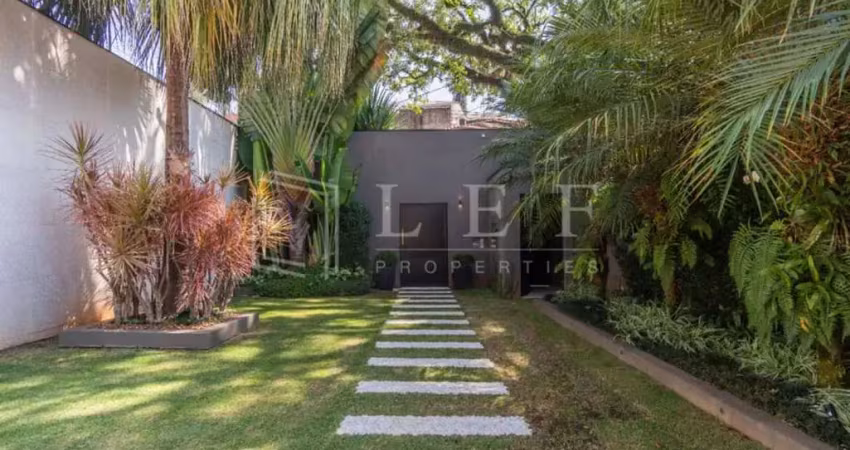 Casa com 4 quartos à venda na Rua Teodoro Ramos, --, Pacaembu, São Paulo