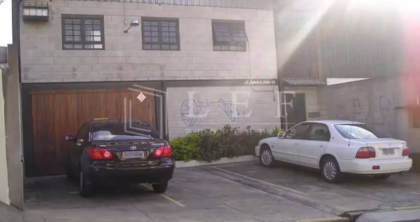 Barracão / Galpão / Depósito para alugar na Rua Adalberto de Matos, --, Morumbi, São Paulo