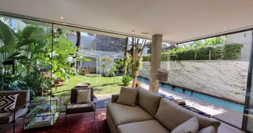 Casa com 3 quartos à venda na Rua Antônio José da Silva, 124, Jardim Europa, São Paulo