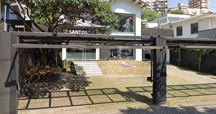 Casa comercial para alugar na Avenida Pacaembu, 1701, Pacaembu, São Paulo