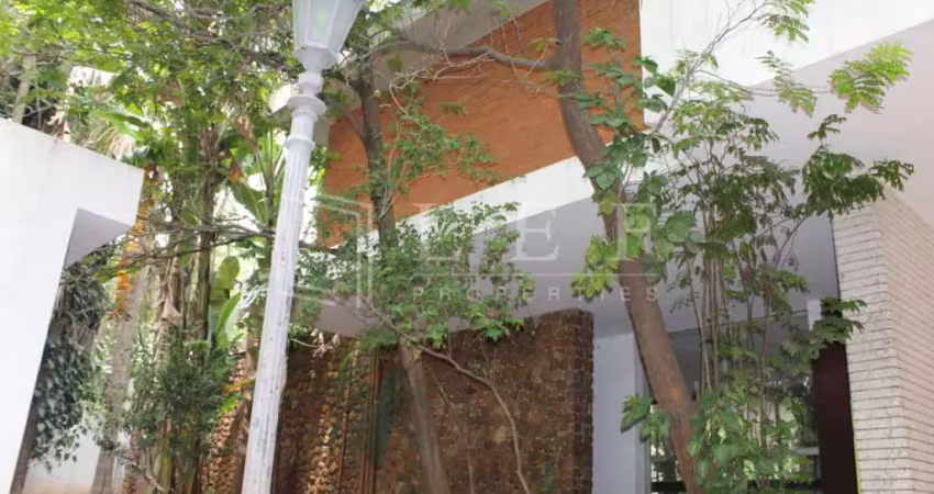 Casa com 4 quartos à venda na Rua Guadelupe, --, Jardim América, São Paulo