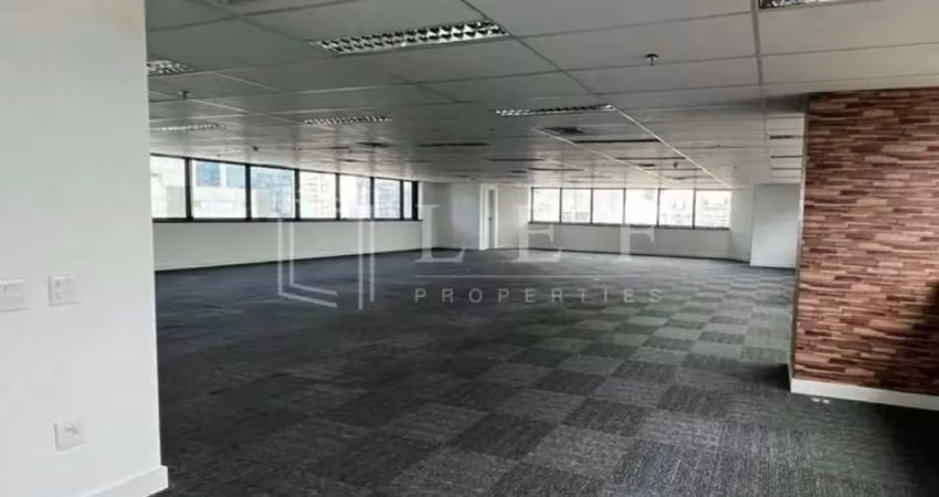 Casa comercial para alugar na Rua Doutor Fernandes Coelho, --, Pinheiros, São Paulo