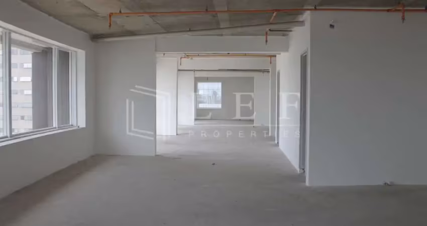 Casa comercial para alugar na Rua Pirapitingui, --, Liberdade, São Paulo