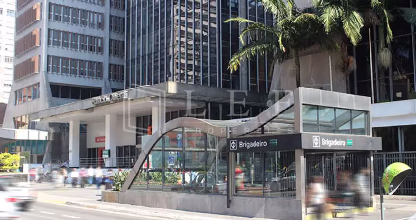 Casa comercial para alugar na Avenida Paulista, --, Bela Vista, São Paulo