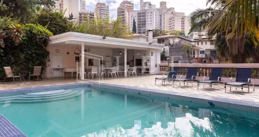 Casa com 5 quartos à venda na Rua Bragança, --, Pacaembu, São Paulo