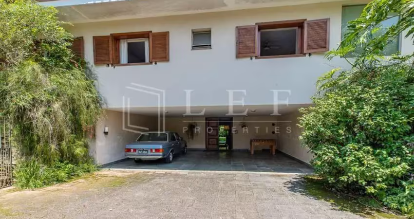 Casa em condomínio fechado com 6 quartos à venda na Rua Tanger, --, Parque Silvino Pereira, Cotia