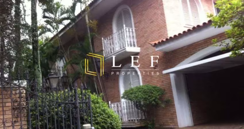 Casa com 3 quartos à venda na Rua Cardeal Cagliori, --, Alto de Pinheiros, São Paulo