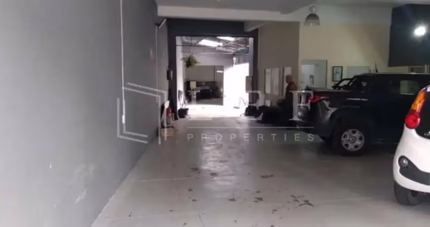 Casa comercial à venda na Rua Guaicurus, --, Água Branca, São Paulo