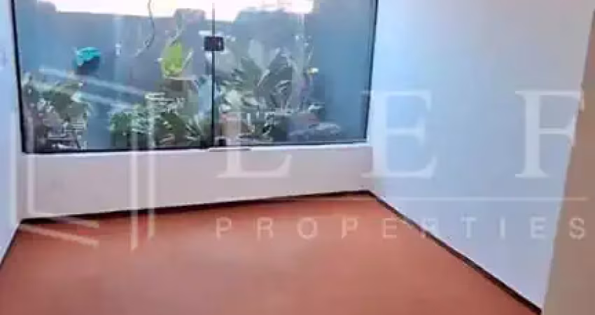 Casa comercial para alugar na Rua Joaquim Antunes, --, Pinheiros, São Paulo