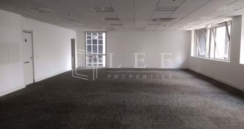 Casa comercial para alugar na Avenida Paulista, --, Bela Vista, São Paulo