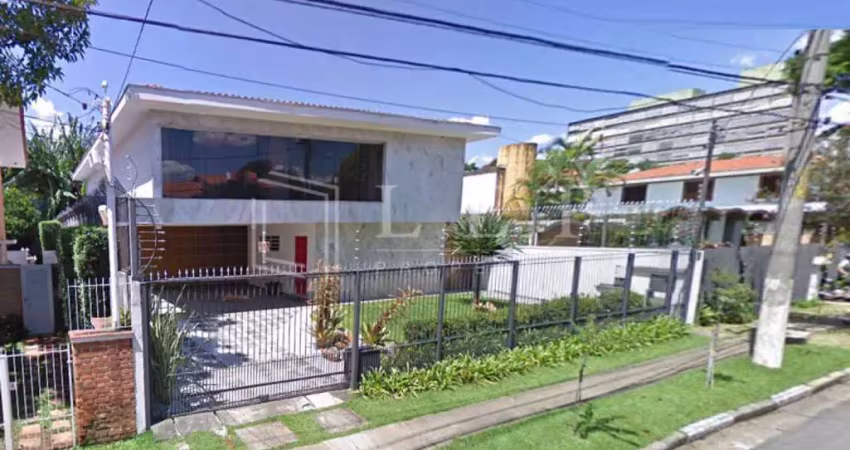 Casa com 3 quartos à venda na Rua Doutor Carlos Norberto de Souza Aranha, --, Alto de Pinheiros, São Paulo