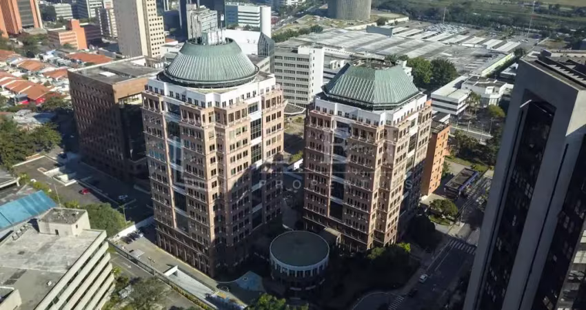 Casa comercial para alugar na Rua Alexandre Dumas, --, Chácara Santo Antônio, São Paulo