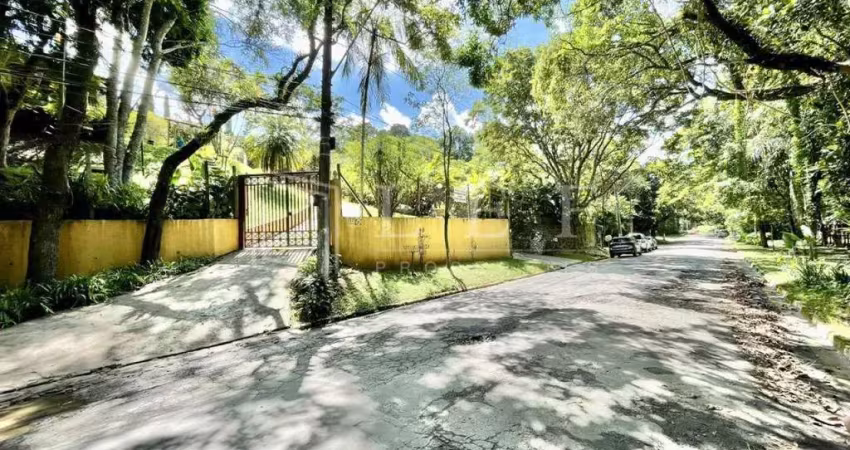 Casa em condomínio fechado com 4 quartos à venda na Rua das Camélias, --, Chácara Vale do Rio Cotia, Carapicuíba