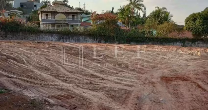 Terreno em condomínio fechado à venda na Rua Córsega, Jardim Passárgada I, Cotia