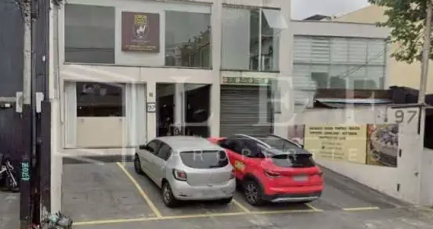 Casa comercial para alugar na Rua Salvador Risoleu, --, Jardim Peri Peri, São Paulo