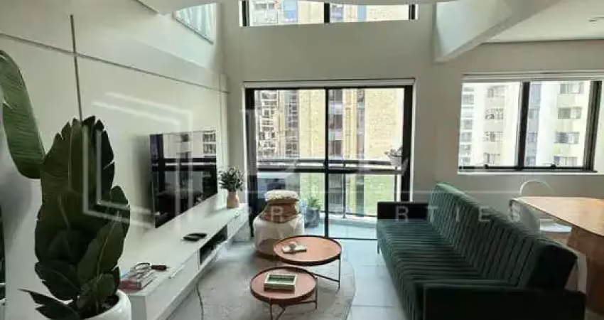 Flat com 2 quartos para alugar na Avenida Ibijaú, --, Moema, São Paulo