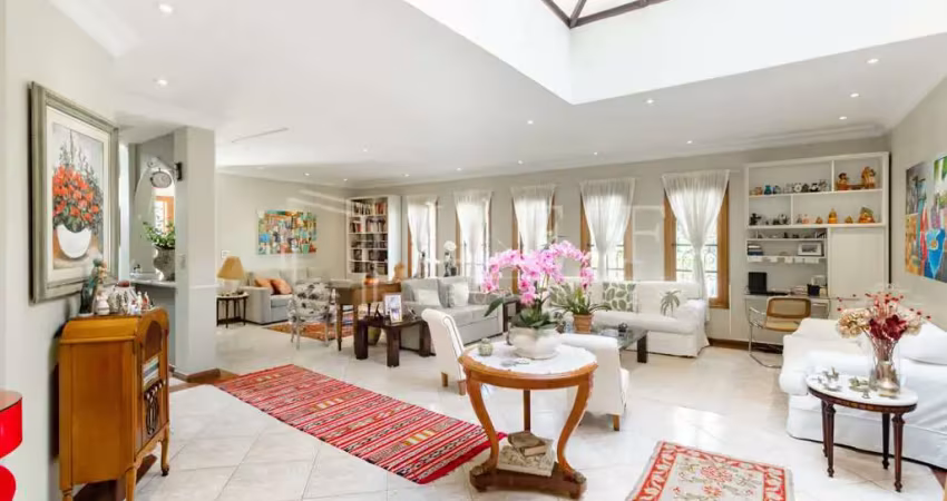 Casa com 4 quartos à venda na Rua Cristiano Viana, --, Jardim das Bandeiras, São Paulo