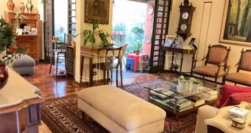 Casa com 3 quartos à venda na Rua Polônia, --, Jardim Europa, São Paulo